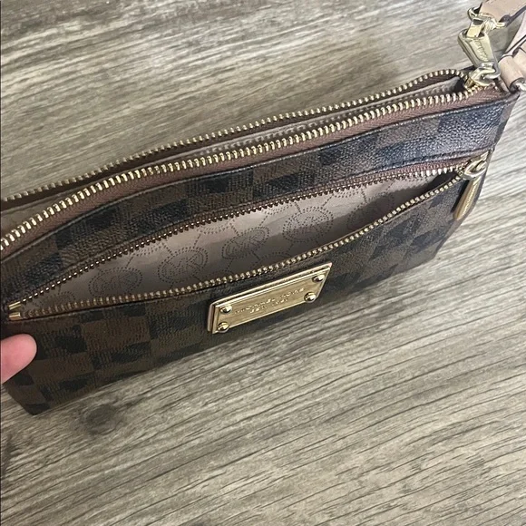 Michael Kors Dark Brown Checkered Wristlet - Picture 4 of 7